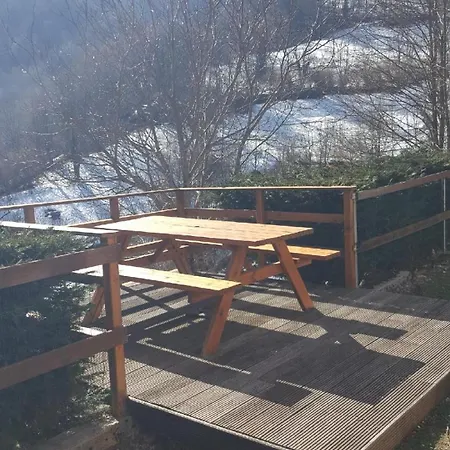 Typique Des Pyrenees Chalet