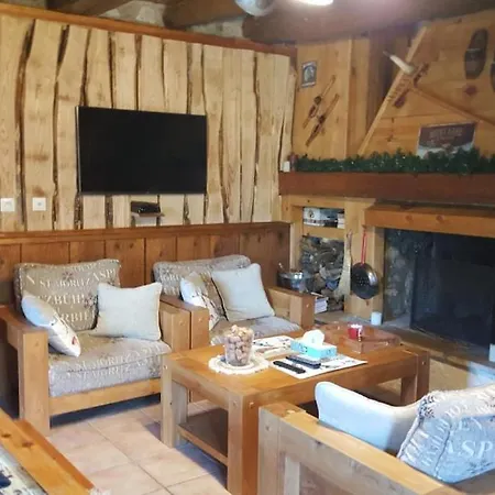 Typique Des Pyrénées Chalet Boutx